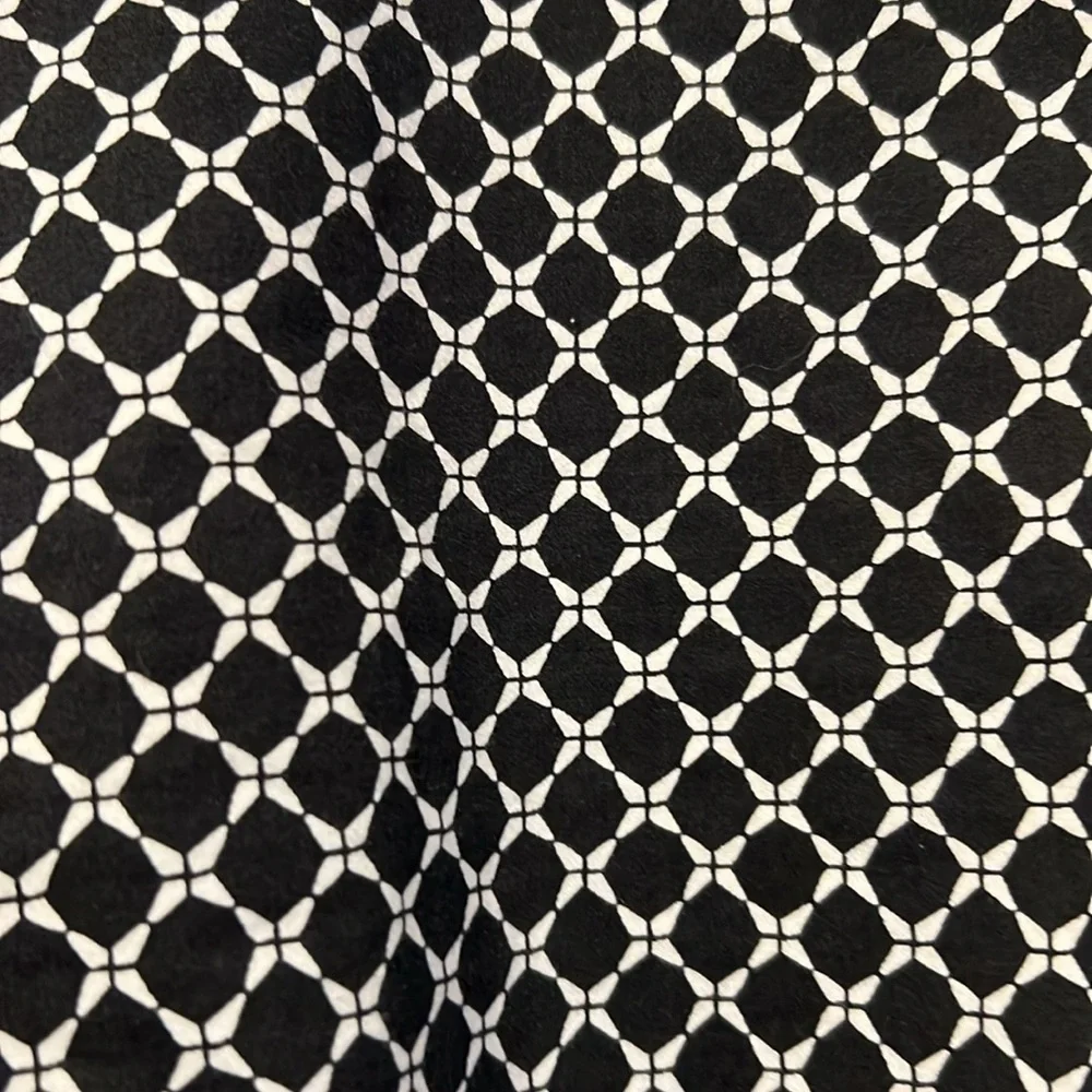 Talbots Black and White Patterned Women Shorts - Picture 5 of 8
